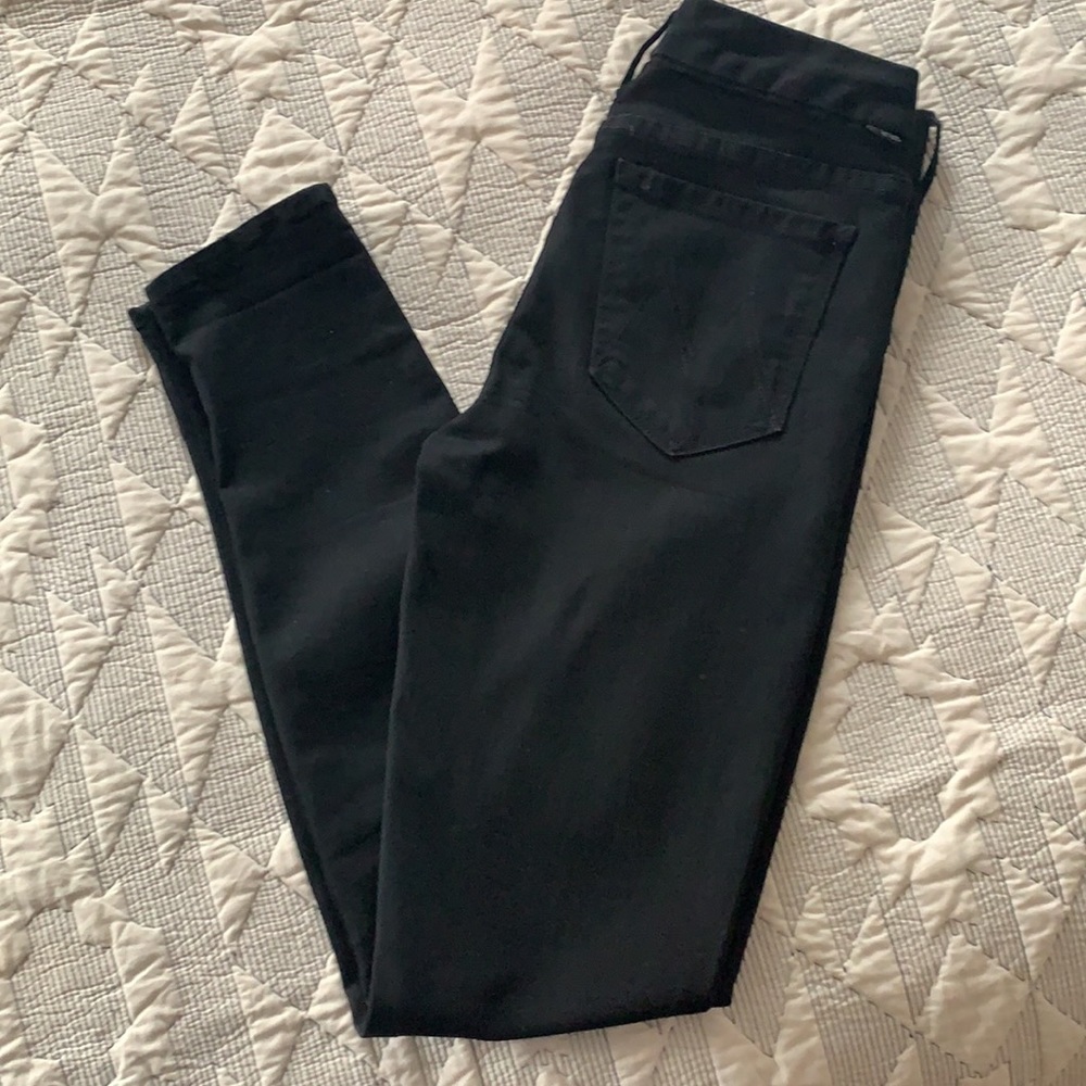 MOTHER Denim Looker Skinny Leg Black Jean